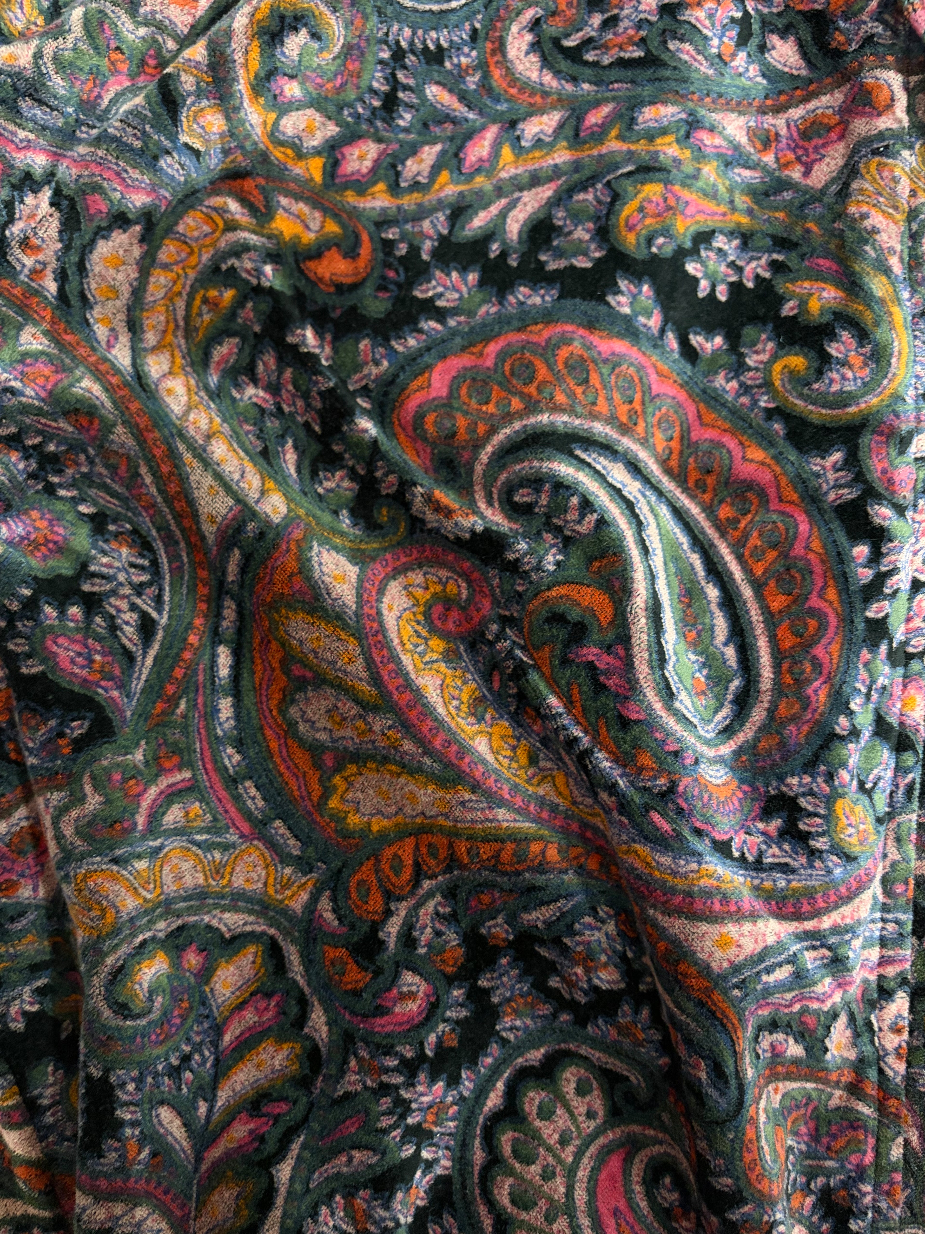 Paisley Noir